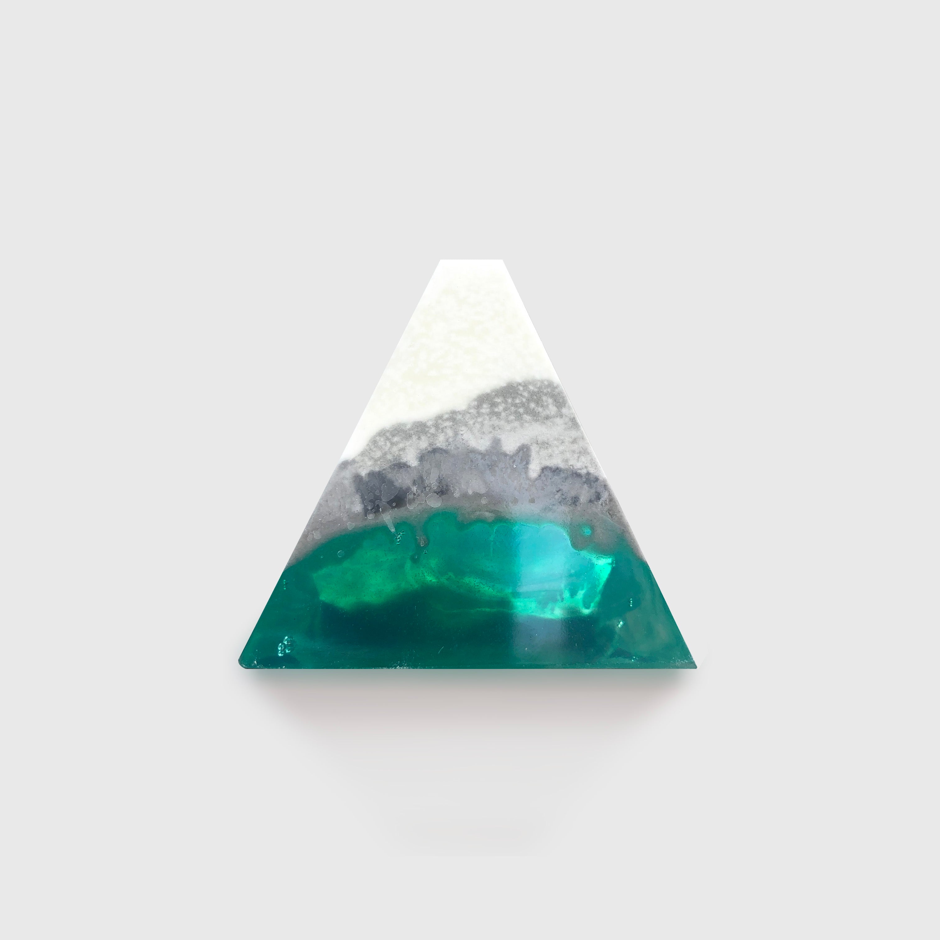 Plastic Pyramid Diffuser Aroma Stone Diffuser (Pyramid) – Rcube Store