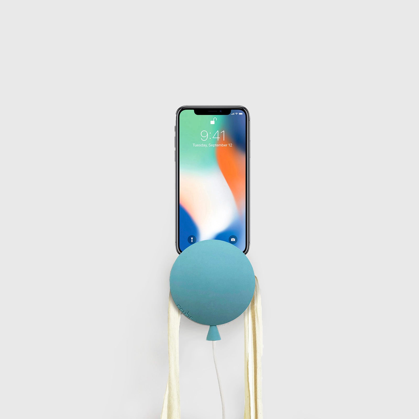 BalloonDock iphone charger
